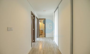 Piso de 4 ambientes con quincho, terraza y jacuzzi privados a estrenar, amenities cochera