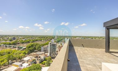 Piso de 4 ambientes con quincho, terraza y jacuzzi privados a estrenar, amenities cochera