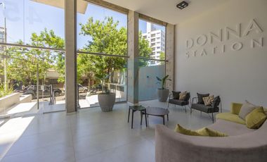 Piso de 4 ambientes con quincho, terraza y jacuzzi privados a estrenar, amenities cochera