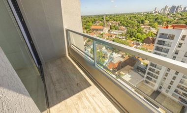 Piso de 4 ambientes con quincho, terraza y jacuzzi privados a estrenar, amenities cochera