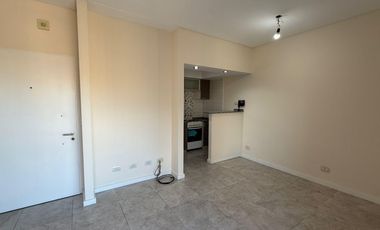 Av. Rosales 800. 2 ambientes en venta. Con. Cochera. Remedios de Escalada.