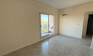 Av. Rosales 800. 2 ambientes en venta. Con. Cochera. Remedios de Escalada.