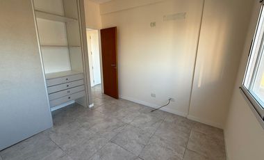 Av. Rosales 800. 2 ambientes en venta. Con. Cochera. Remedios de Escalada.