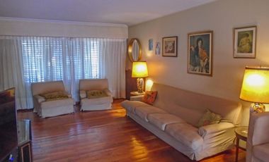 VENTA CASA DE 6 AMBIENTES EN OLIVOS