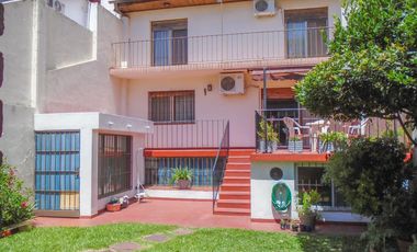 VENTA CASA DE 6 AMBIENTES EN OLIVOS