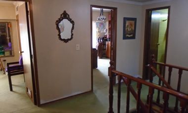 VENTA CASA DE 6 AMBIENTES EN OLIVOS