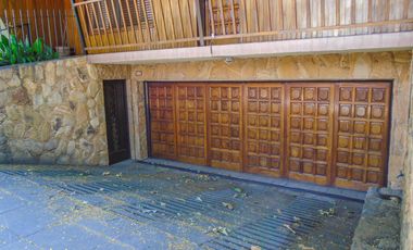 VENTA CASA DE 6 AMBIENTES EN OLIVOS