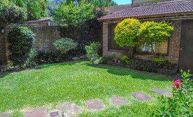 VENTA CASA DE 6 AMBIENTES EN OLIVOS