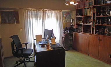 VENTA CASA DE 6 AMBIENTES EN OLIVOS