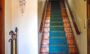 VENTA CASA DE 6 AMBIENTES EN OLIVOS