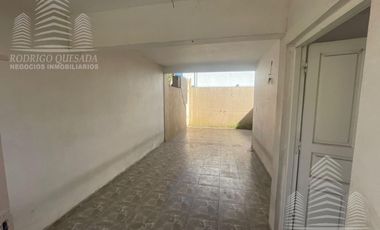 Departamento 2 ambientes, planta baja c/cochera!!