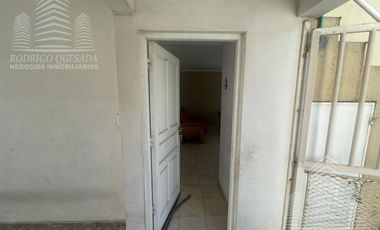Departamento 2 ambientes, planta baja c/cochera!!