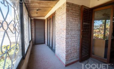 Casa con gran terreno