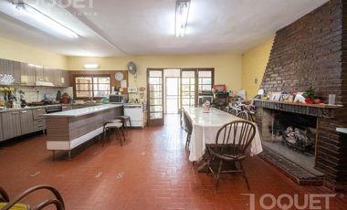 Casa con gran terreno