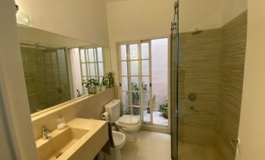 Casa en  Venta  -Nilo Pecanha 7794 Quinta de Arguello- 4 dormitorios