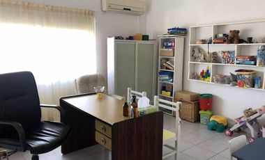 OFICINA VENTA- Centro comercial Santa Maria de Tigre.