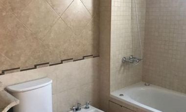 Azcuenaga 255 - Monte Grande