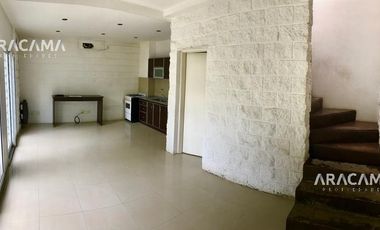 12 de Octubre 240 - Monte Grande