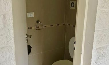 12 de Octubre 240 - Monte Grande