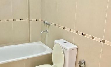 12 de Octubre 240 - Monte Grande