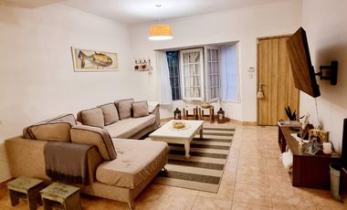 Triplex con patio y pileta en venta en Ituzaingo