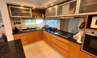 CASA EN VENTA VILLA ELISA 3 DORMITORIOS PATIO Y PILETA