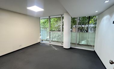 Venta Oficina con cochera en el barrio de Las Cañitas
