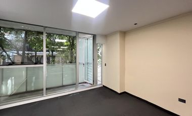 Venta Oficina con cochera en el barrio de Las Cañitas