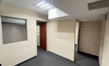 Venta Oficina con cochera en el barrio de Las Cañitas