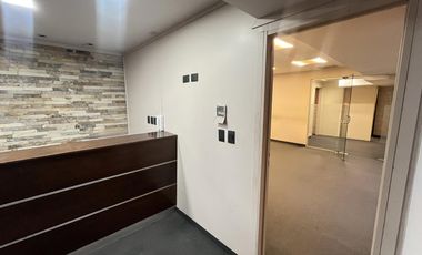 Venta Oficina con cochera en el barrio de Las Cañitas