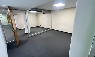 Venta Oficina con cochera en el barrio de Las Cañitas