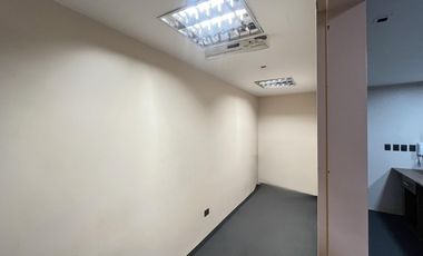 Venta Oficina con cochera en el barrio de Las Cañitas