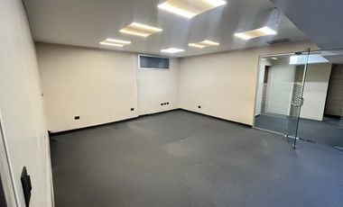 Venta Oficina con cochera en el barrio de Las Cañitas