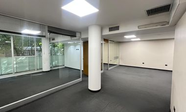 Venta Oficina con cochera en el barrio de Las Cañitas