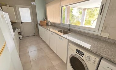 Casa en Fincas de Iraola II