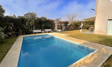 Casa en Fincas de Iraola II