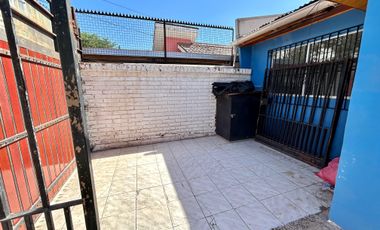 SE ARRIENDA CASA USO COMERCIAL DE 6 AMBIENTES EN SAN FELIPE