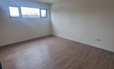 EN ARRIENDO LOCALES COMERCIALES  A CUADRAS DEL CENTRO