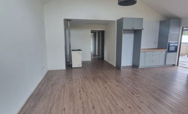 EN ARRIENDO LOCALES COMERCIALES  A CUADRAS DEL CENTRO