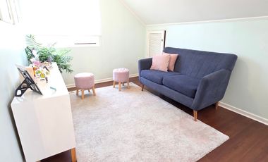 MODERNA CASA 3 PISOS REMODELADA EN LA FLORIDA