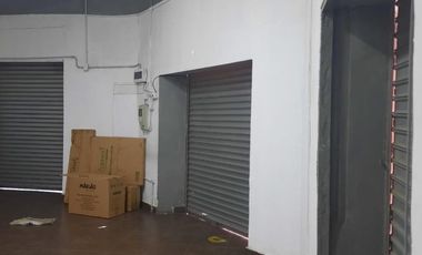 Vendo Local Comercial en plenos Centro de Santiago, LORD COCHRANE 1301