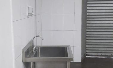 Vendo Local Comercial en plenos Centro de Santiago, LORD COCHRANE 1301