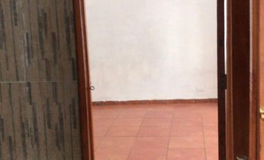 Vendo Local Comercial en plenos Centro de Santiago, LORD COCHRANE 1301