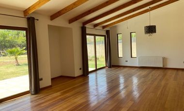 Lo Arcaya, casa en condominio con agua propia