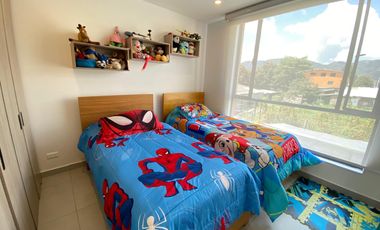 Venta - Hermosa Casa en Conjunto Residencial Robles de Guaymaral