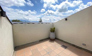 Venta - Hermosa Casa en Conjunto Residencial Robles de Guaymaral