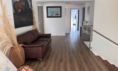Venta - Espectacular casa en venta en Guarigua, Cajicá