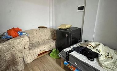 Casa de 3 pisos dentro de un condominio seguro