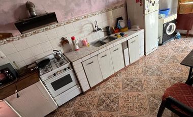 Casa en alquiler Claypole 4 ambientes