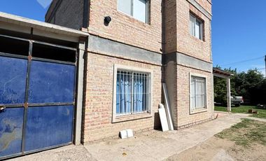 En Venta, 2 Departamentos de 2 y 3 Dormitorios,  B° Rosell, Plottier